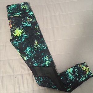 Printed mesh workout pants